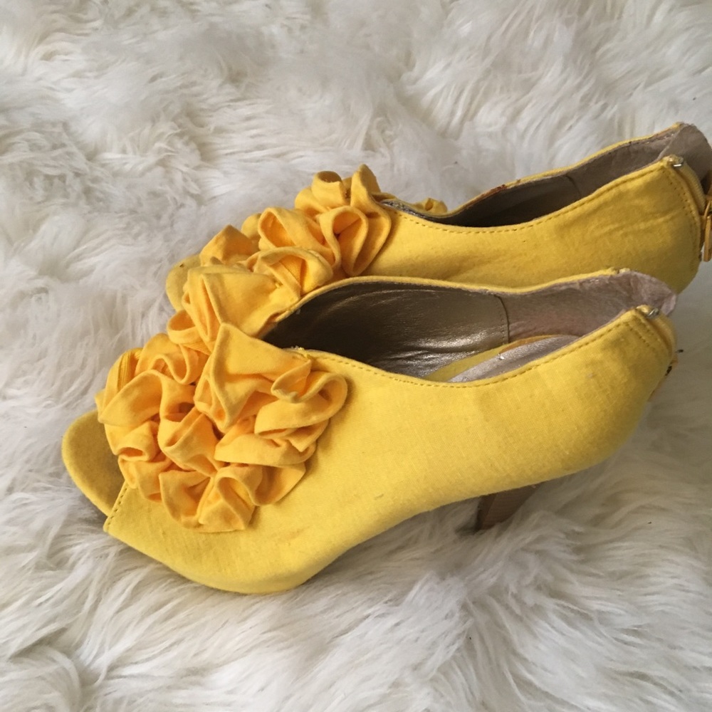 Yellow heels